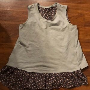 Women’s Logo Small shirt. Ruffle underlay and back